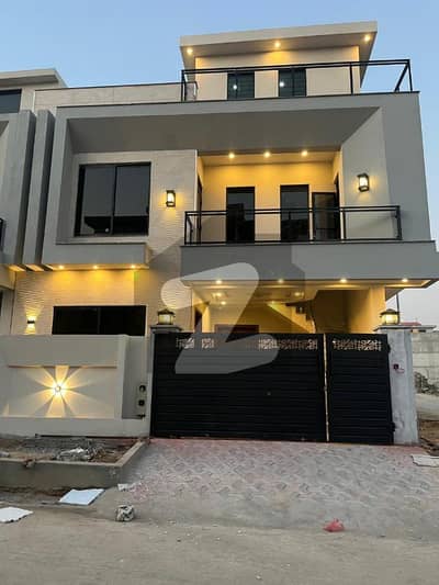Jinnah Garden 5.5 Marla Corner Double Story Brand New House For Sale