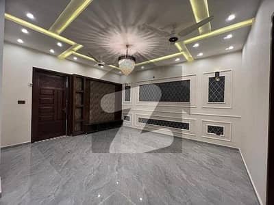 10 MARLA LIKE NEW FULL HOUSE FOR RENT IN JANIPER BLOCK BAHRIA TOWN LAHORE