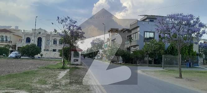 Ideal Prime Location Residential Plot Is Available For sale In Lahore
