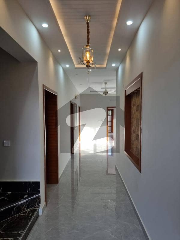 BEAUTIFUL LOCATION INVESTOR PRICE HOUSE FOR SALE BEAUTIFUL LOCATION INVESTOR PRICE HOUSE FOR SALE
