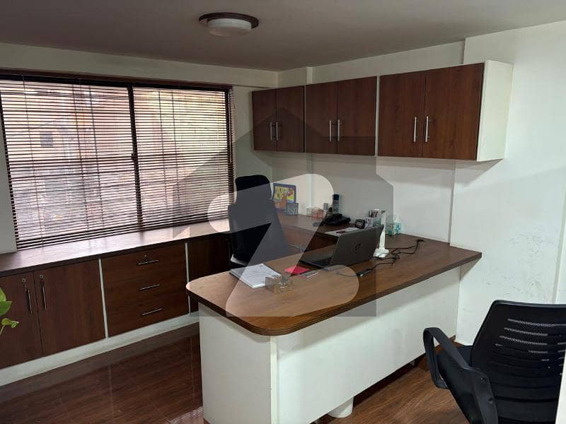 ڈی ایچ اے فیز 7 ڈی ایچ اے ڈیفینس,کراچی میں 11 کمروں کا 4 مرلہ دفتر 1.5 کروڑ میں برائے فروخت۔ ڈی ایچ اے فیز 7 ڈی ایچ اے ڈیفینس,کراچی میں 11 کمروں کا 4 مرلہ دفتر 1.5 کروڑ میں برائے فروخت۔