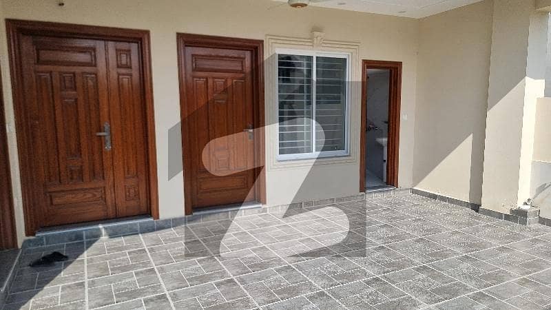 BEAUTIFUL LOCATION HOUSE FOR SALE FRONT OPEN BEAUTIFUL LOCATION HOUSE FOR SALE FRONT OPEN