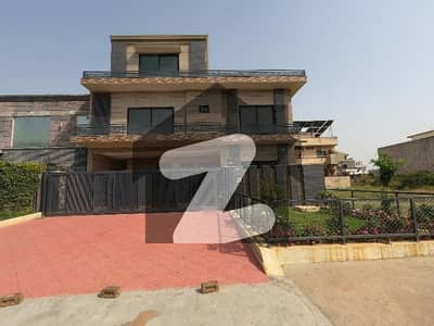 A Spacious On Excellent Location 14 Marla House In D-12