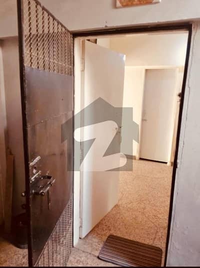 Ideal Flat In Karachi Available For Sale