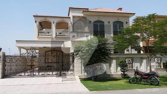 01 Kanal Fully Maintained Slightly Used Super Hot Located Bungalow Is Available For Sale In DHA Phase 4 , Near To Park