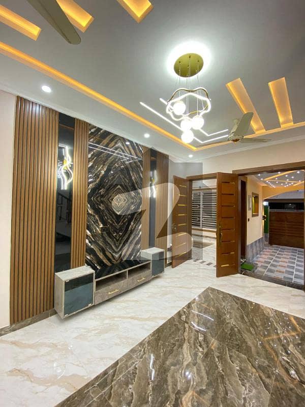 BEAUTIFUL LOCATION BRAND NEW HOUSE FOR RENT BEAUTIFUL LOCATION BRAND NEW HOUSE FOR RENT