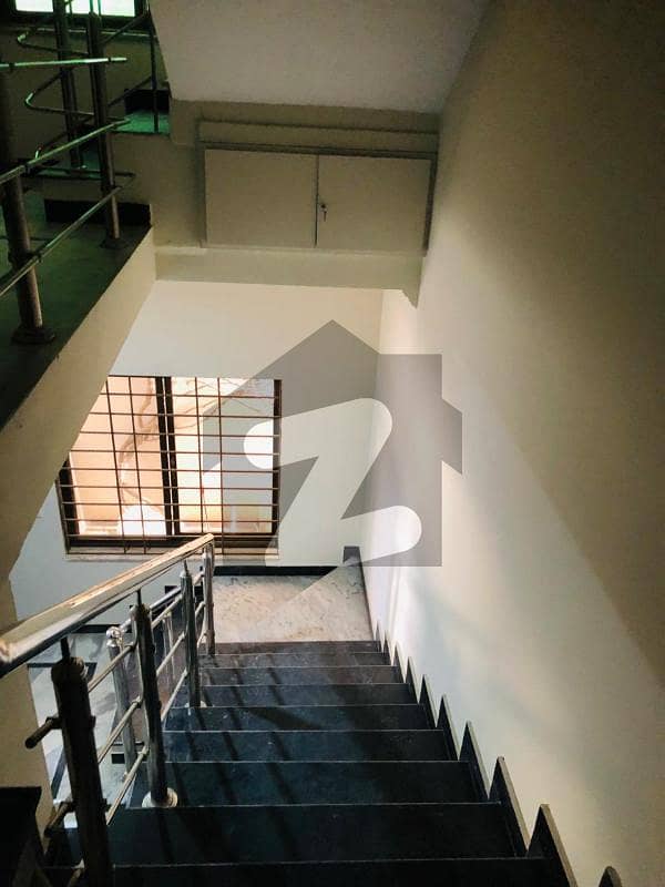 BEAUTIFUL LOCATION UPPER PORTION FOR RENT BEAUTIFUL LOCATION UPPER PORTION FOR RENT