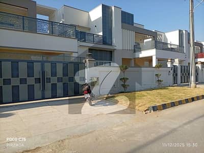 فالکن کمپلیکس نیوملیر ملیر,کراچی میں 5 کمروں کا 1 کنال مکان 10.7 کروڑ میں برائے فروخت۔