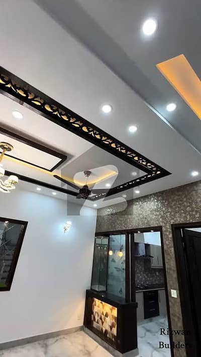 10 Marla Upper Portion Available For Rent In Valencia Town 3 Bed Kitchen Tv Lounge 10 Marla Upper Portion Available For Rent In Valencia Town 3 Bed Kitchen Tv Lounge