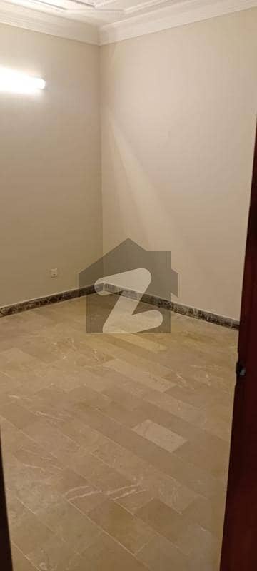 first floor bungalow facing first floor bungalow facing