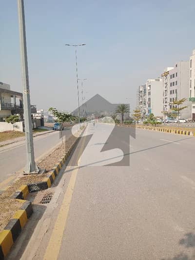 ڈی ایچ اے فیز 5 - سیکٹر ڈی ڈی ایچ اے ڈیفینس فیز 5,ڈی ایچ اے ڈیفینس,اسلام آباد میں 1 کنال رہائشی پلاٹ 2.9 کروڑ میں برائے فروخت۔ ڈی ایچ اے فیز 5 - سیکٹر ڈی ڈی ایچ اے ڈیفینس فیز 5,ڈی ایچ اے ڈیفینس,اسلام آباد میں 1 کنال رہائشی پلاٹ 2.9 کروڑ میں برائے فروخت۔