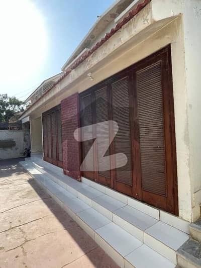 ڈی ایچ اے فیز 5 ڈی ایچ اے ڈیفینس,کراچی میں 6 کمروں کا 1 کنال مکان 10.0 کروڑ میں برائے فروخت۔ ڈی ایچ اے فیز 5 ڈی ایچ اے ڈیفینس,کراچی میں 6 کمروں کا 1 کنال مکان 10.0 کروڑ میں برائے فروخت۔