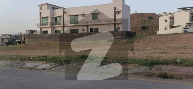 بحریہ ٹاؤن فیز 8 ۔ بلاک آئی بحریہ ٹاؤن فیز 8,بحریہ ٹاؤن راولپنڈی,راولپنڈی میں 10 مرلہ رہائشی پلاٹ 1.25 کروڑ میں برائے فروخت۔