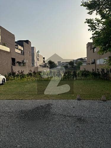 PRIME ONE KANAL RESIDENTIAL PLOT IN SECTOR K NEAR RAYA FAIRWAYS COMMERCIAL PHASE 6 DHA LAHORE