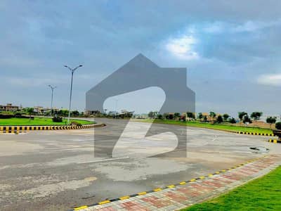 ڈی ایچ اے فیز 1 - سیکٹر ای ڈی ایچ اے فیز 1,ڈی ایچ اے ڈیفینس,پشاور میں 1 کنال رہائشی پلاٹ 1.65 کروڑ میں برائے فروخت۔ ڈی ایچ اے فیز 1 - سیکٹر ای ڈی ایچ اے فیز 1,ڈی ایچ اے ڈیفینس,پشاور میں 1 کنال رہائشی پلاٹ 1.65 کروڑ میں برائے فروخت۔