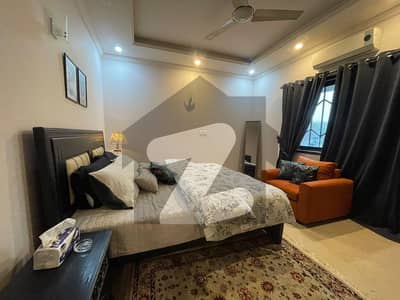 ڈپلومیٹک انکلیو اسلام آباد میں 2 کمروں کا 7 مرلہ فلیٹ 3.5 لاکھ میں کرایہ پر دستیاب ہے۔