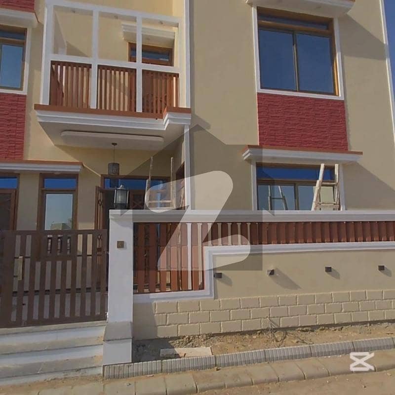 نارتھ ناظم آباد کراچی میں 4 کمروں کا 5 مرلہ مکان 2.8 کروڑ میں برائے فروخت۔