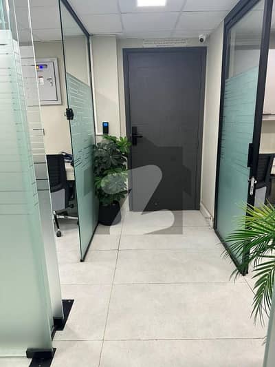 Spacious Prime Location 1300 Square Feet Office Available For Rent In Shahra-E-Faisal