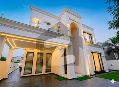 ڈی ایچ اے فیز 7 ڈیفنس (ڈی ایچ اے),لاہور میں 5 کمروں کا 1 کنال مکان 6.99 کروڑ میں برائے فروخت۔