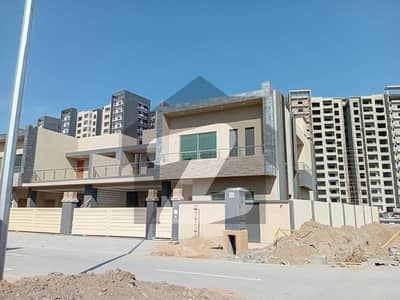 300 SQ YRD CORNER WEST OPEN HOUSE CHANCE DEAL 300 SQ YRD CORNER WEST OPEN HOUSE CHANCE DEAL