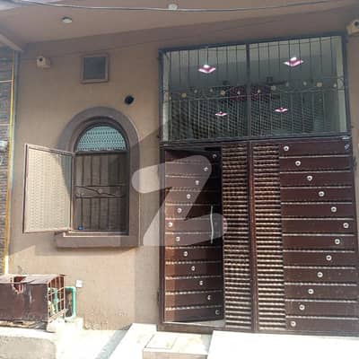 Prime Location 3 Marla House On Umer Khan Road Is Best Option