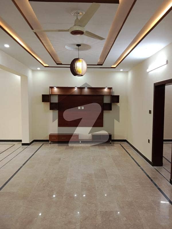 رینج روڈ راولپنڈی میں 4 کمروں کا 7 مرلہ مکان 85.0 ہزار میں کرایہ پر دستیاب ہے۔ رینج روڈ راولپنڈی میں 4 کمروں کا 7 مرلہ مکان 85.0 ہزار میں کرایہ پر دستیاب ہے۔