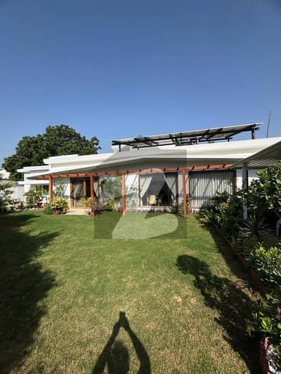 ڈی ایچ اے فیز 2 ڈی ایچ اے ڈیفینس,کراچی میں 3 کمروں کا 2 کنال مکان 8.0 لاکھ میں کرایہ پر دستیاب ہے۔ ڈی ایچ اے فیز 2 ڈی ایچ اے ڈیفینس,کراچی میں 3 کمروں کا 2 کنال مکان 8.0 لاکھ میں کرایہ پر دستیاب ہے۔