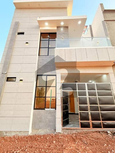 ورسک روڈ پشاور میں 4 کمروں کا 3 مرلہ مکان 1.4 کروڑ میں برائے فروخت۔