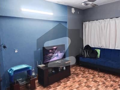 کلفٹن ۔ بلاک 2 کلفٹن,کراچی میں 2 کمروں کا 6 مرلہ پینٹ ہاؤس 1.6 کروڑ میں برائے فروخت۔