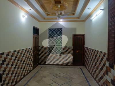 غوری ٹاؤن فیز 4 اے غوری ٹاؤن,اسلام آباد میں 2 کمروں کا 5 مرلہ زیریں پورشن 32.0 ہزار میں کرایہ پر دستیاب ہے۔