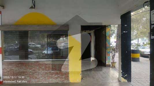 جی ۔ 8 مرکز جی ۔ 8,اسلام آباد میں 2 مرلہ دکان 3.25 لاکھ میں کرایہ پر دستیاب ہے۔