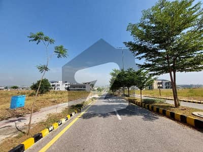 ڈی ایچ اے فیز 5 - سیکٹر ایچ ڈی ایچ اے ڈیفینس فیز 5,ڈی ایچ اے ڈیفینس,اسلام آباد میں 1 کنال رہائشی پلاٹ 3.1 کروڑ میں برائے فروخت۔ ڈی ایچ اے فیز 5 - سیکٹر ایچ ڈی ایچ اے ڈیفینس فیز 5,ڈی ایچ اے ڈیفینس,اسلام آباد میں 1 کنال رہائشی پلاٹ 3.1 کروڑ میں برائے فروخت۔