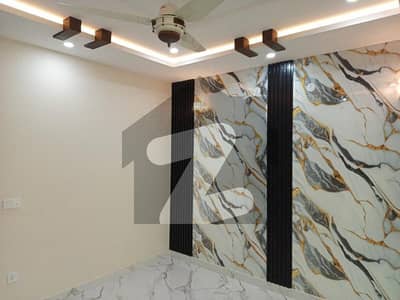 فارمانئیٹس ہاؤسنگ سکیم لاہور میں 2 کمروں کا 3 مرلہ بالائی پورشن 30.0 ہزار میں کرایہ پر دستیاب ہے۔ فارمانئیٹس ہاؤسنگ سکیم لاہور میں 2 کمروں کا 3 مرلہ بالائی پورشن 30.0 ہزار میں کرایہ پر دستیاب ہے۔