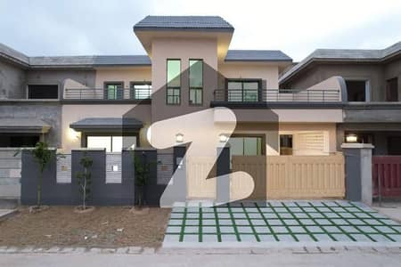 A Spacious 300 Square Yards House In Askari 6