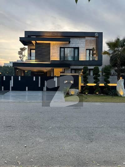 ڈی ایچ اے فیز 6 ڈیفنس (ڈی ایچ اے),لاہور میں 5 کمروں کا 1 کنال مکان 4.5 لاکھ میں کرایہ پر دستیاب ہے۔ ڈی ایچ اے فیز 6 ڈیفنس (ڈی ایچ اے),لاہور میں 5 کمروں کا 1 کنال مکان 4.5 لاکھ میں کرایہ پر دستیاب ہے۔