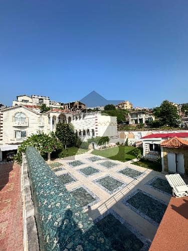 بنی گالہ اسلام آباد میں 10 کمروں کا 3 کنال مکان 16.0 کروڑ میں برائے فروخت۔