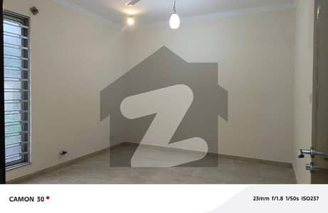 ڈی ایچ اے فیز 1 - سیکٹر ایف ڈی ایچ اے ڈیفینس فیز 1,ڈی ایچ اے ڈیفینس,اسلام آباد میں 3 کمروں کا 0 مرلہ مکان 80.0 ہزار میں کرایہ پر دستیاب ہے۔ ڈی ایچ اے فیز 1 - سیکٹر ایف ڈی ایچ اے ڈیفینس فیز 1,ڈی ایچ اے ڈیفینس,اسلام آباد میں 3 کمروں کا 0 مرلہ مکان 80.0 ہزار میں کرایہ پر دستیاب ہے۔