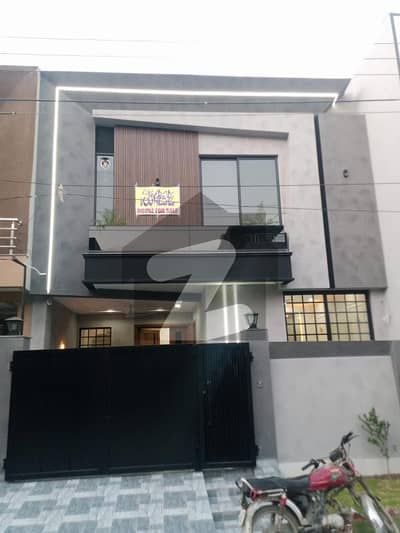 5 Marla LDA Approved House For Sale in Formanites Housing Scheme Lahore