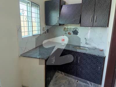 03 Marla 2ND Floor Flat Available For Rent (Madina Colony) 03 Marla 2ND Floor Flat Available For Rent (Madina Colony)