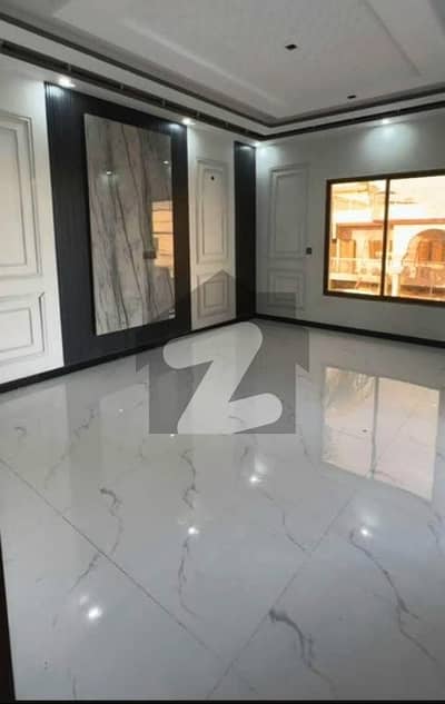 عامر خسرو کراچی میں 3 کمروں کا 7 مرلہ بالائی پورشن 3.25 کروڑ میں برائے فروخت۔