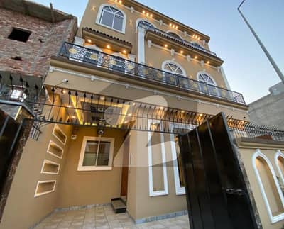 سٹی ہاؤسنگ سوسائٹی گوجرانوالہ میں 4 کمروں کا 5 مرلہ مکان 1.85 کروڑ میں برائے فروخت۔