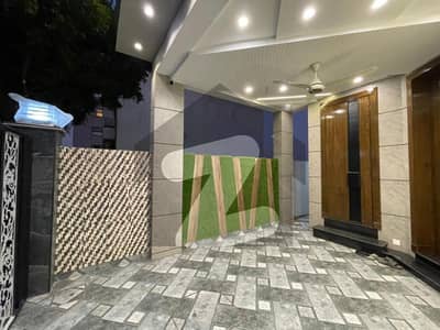 ڈی ایچ اے 11 رہبر فیز 2 ڈی ایچ اے 11 رہبر,لاہور میں 3 کمروں کا 5 مرلہ مکان 2.25 کروڑ میں برائے فروخت۔ ڈی ایچ اے 11 رہبر فیز 2 ڈی ایچ اے 11 رہبر,لاہور میں 3 کمروں کا 5 مرلہ مکان 2.25 کروڑ میں برائے فروخت۔