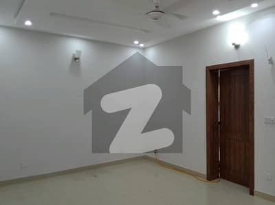 آئی ۔ 8/3 آئی ۔ 8,اسلام آباد میں 8 کمروں کا 14 مرلہ مکان 20.0 کروڑ میں برائے فروخت۔ آئی ۔ 8/3 آئی ۔ 8,اسلام آباد میں 8 کمروں کا 14 مرلہ مکان 20.0 کروڑ میں برائے فروخت۔