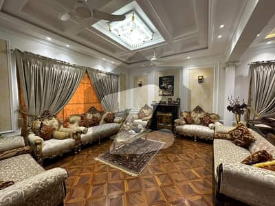 لیک سٹی میڈوز فیز 1 لیک سٹی میڈوز,لاہور میں 5 کمروں کا 1 کنال مکان 5.7 کروڑ میں برائے فروخت۔ لیک سٹی میڈوز فیز 1 لیک سٹی میڈوز,لاہور میں 5 کمروں کا 1 کنال مکان 5.7 کروڑ میں برائے فروخت۔