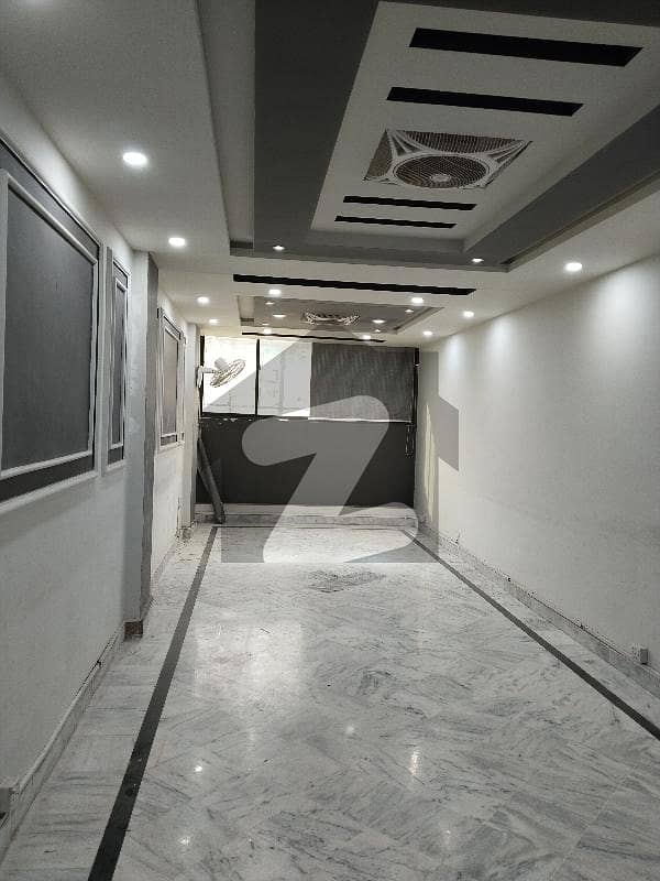 ایف ۔ 11 مرکز ایف ۔ 11,اسلام آباد میں 2 مرلہ دفتر 50.0 ہزار میں کرایہ پر دستیاب ہے۔ ایف ۔ 11 مرکز ایف ۔ 11,اسلام آباد میں 2 مرلہ دفتر 50.0 ہزار میں کرایہ پر دستیاب ہے۔