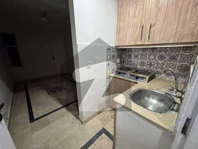 Furnished Room Ava For Family At 6 Road