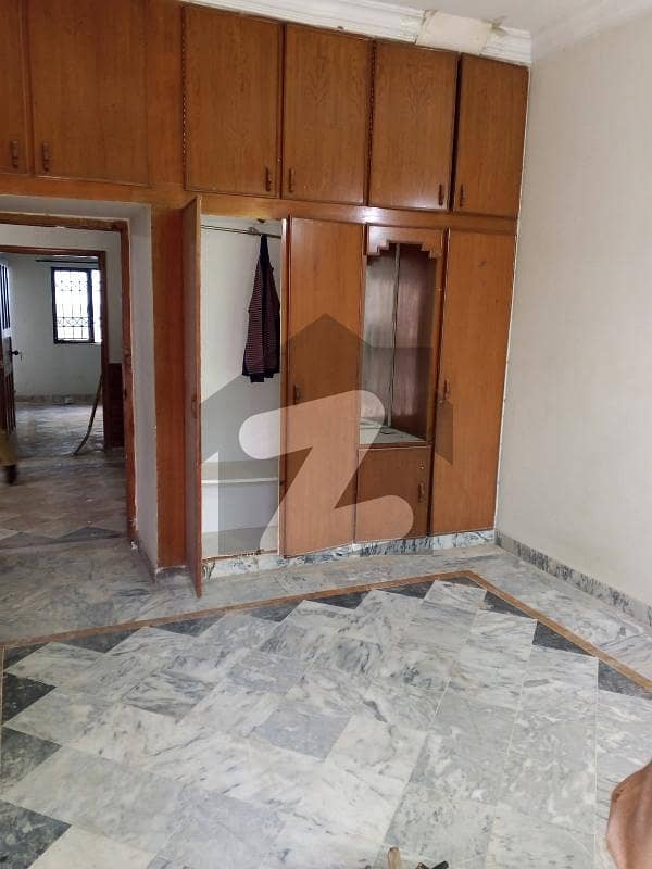 جی ۔ 11 اسلام آباد میں 3 کمروں کا 8 مرلہ بالائی پورشن 95.0 ہزار میں کرایہ پر دستیاب ہے۔ جی ۔ 11 اسلام آباد میں 3 کمروں کا 8 مرلہ بالائی پورشن 95.0 ہزار میں کرایہ پر دستیاب ہے۔