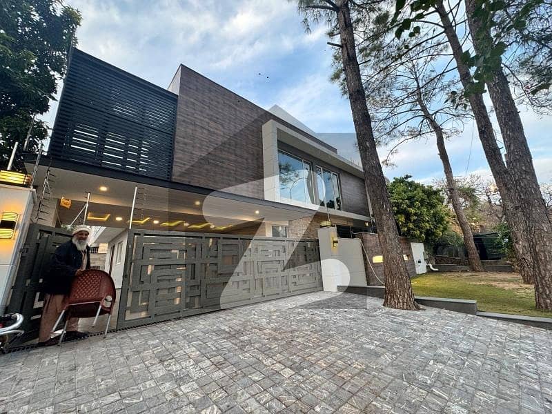 HOUSE FOR RENT IN E-7 HOUSE FOR RENT IN E-7