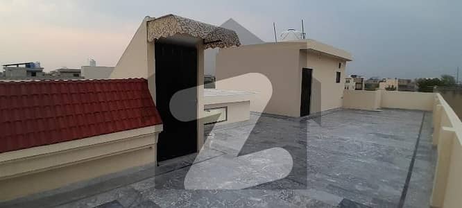 پارک ویو سٹی ۔ ایگزیکٹو بلاک پارک ویو سٹی,لاہور میں 4 کمروں کا 5 مرلہ مکان 2.38 کروڑ میں برائے فروخت۔ پارک ویو سٹی ۔ ایگزیکٹو بلاک پارک ویو سٹی,لاہور میں 4 کمروں کا 5 مرلہ مکان 2.38 کروڑ میں برائے فروخت۔