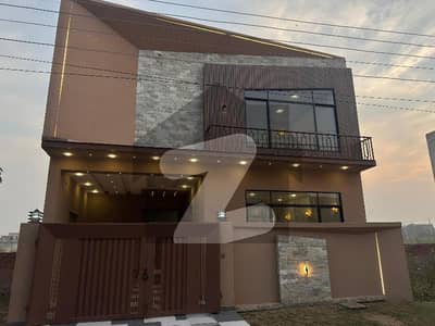 گرینڈ انکلیو ناردرن بائی پاس,ملتان میں 4 کمروں کا 5 مرلہ مکان 1.7 کروڑ میں برائے فروخت۔